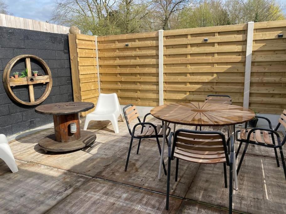 La Grange Eiffel Appartement Cosy Avec Parking Ferme Et Terrasse Wood Coutiches Extérieur photo